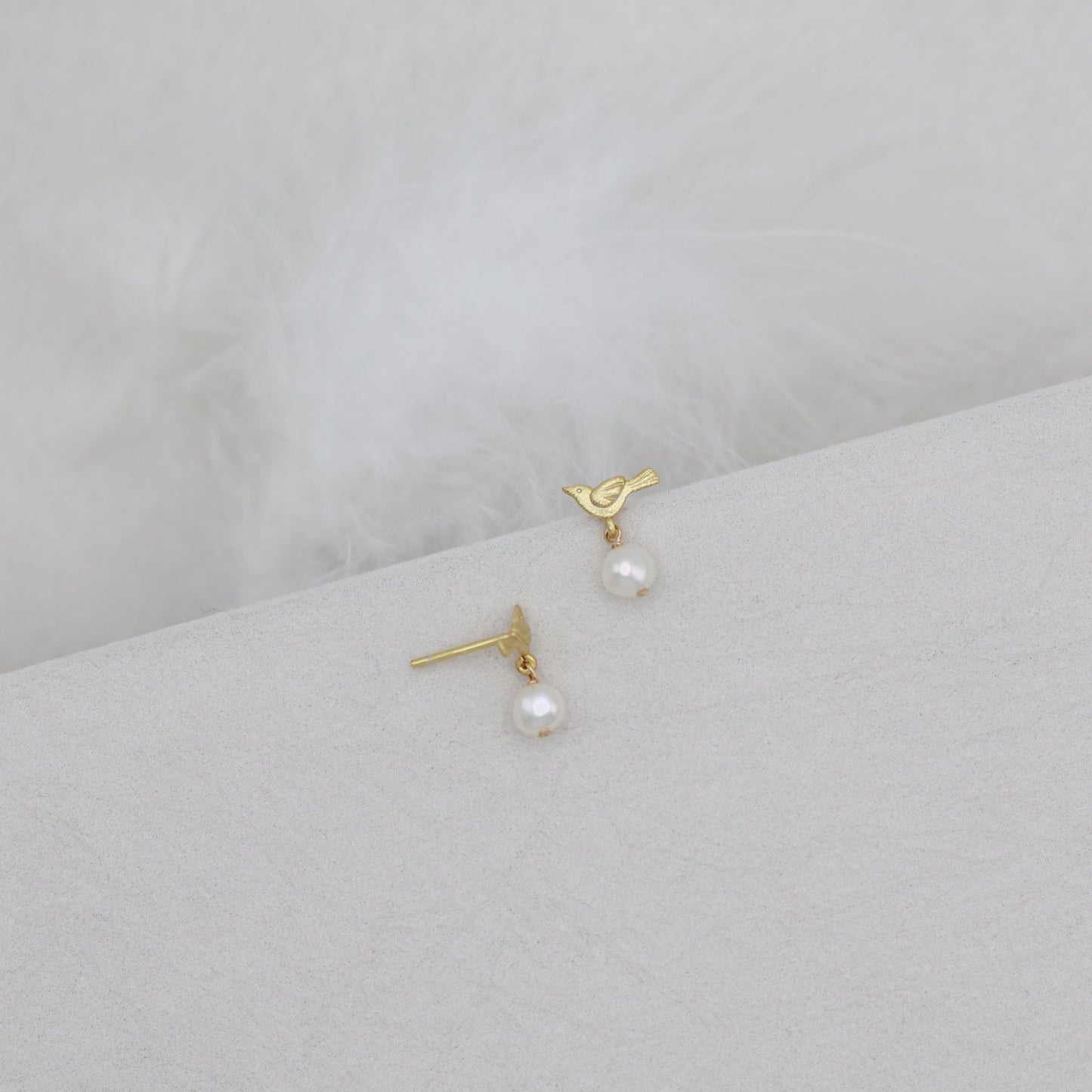 MINI BIRDIE STUD EARRINGS - GOLD