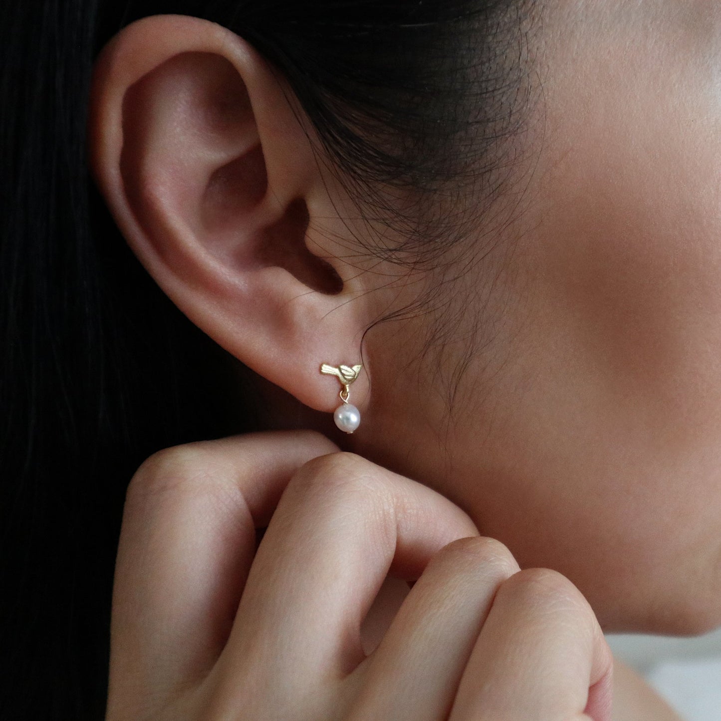 MINI BIRDIE STUD EARRINGS - GOLD