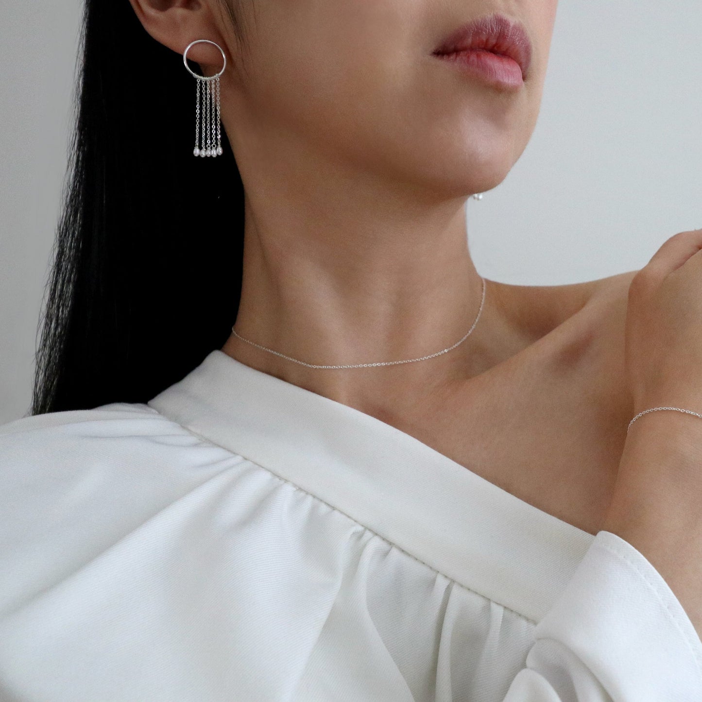 PEARL DROPLETS EARRINGS - SILVER