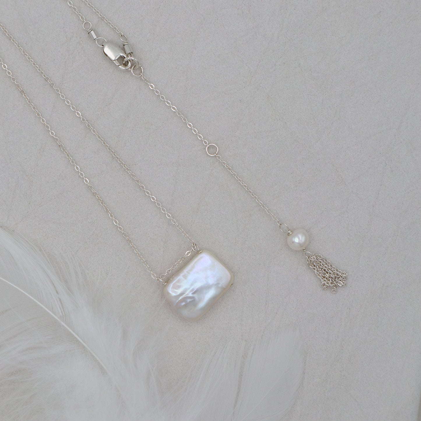 RECTANGULAR PEARL NECKLACE - SILVER