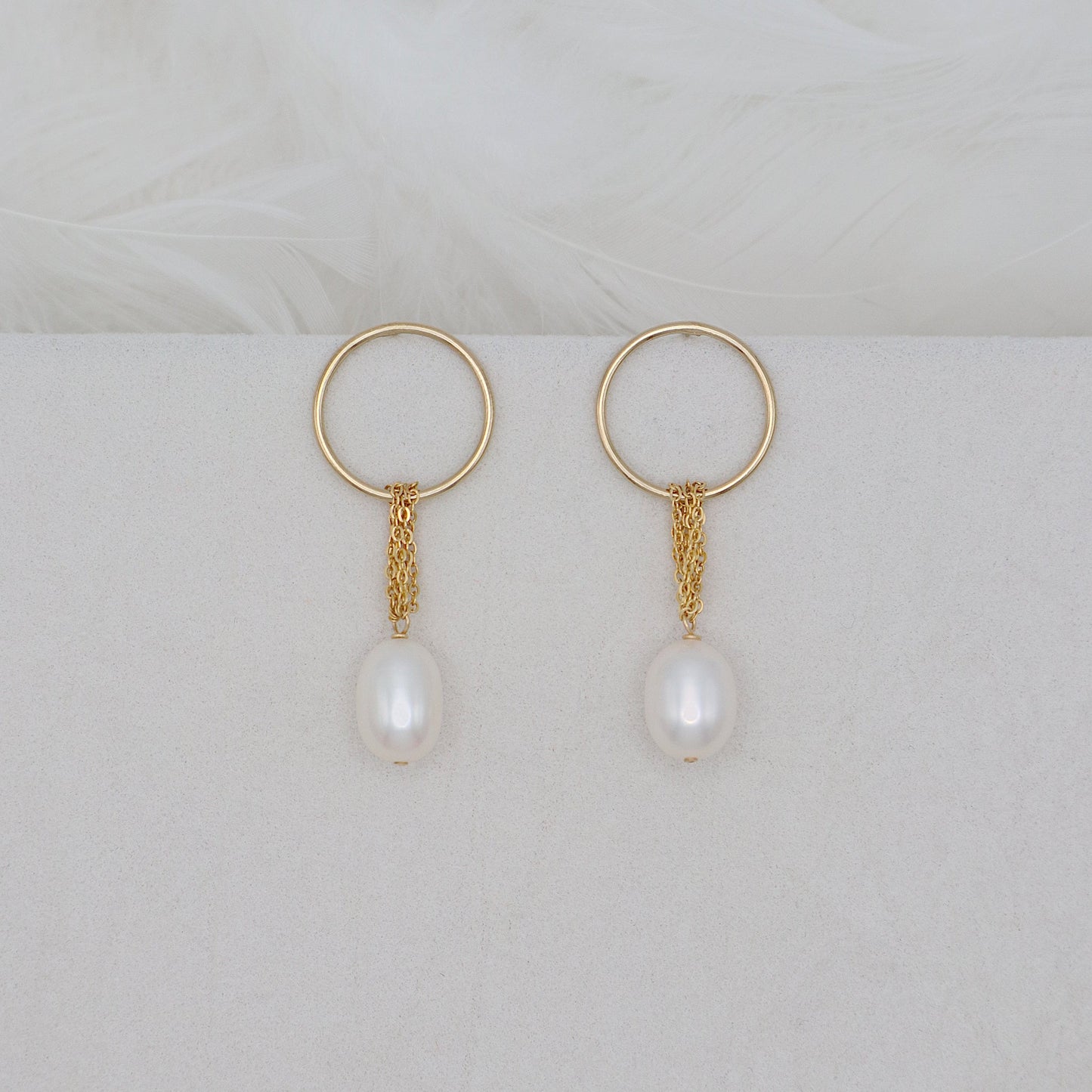 HALO PEARL CHARM EARRINGS - GOLD